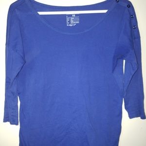 Quarter sleeve shirt